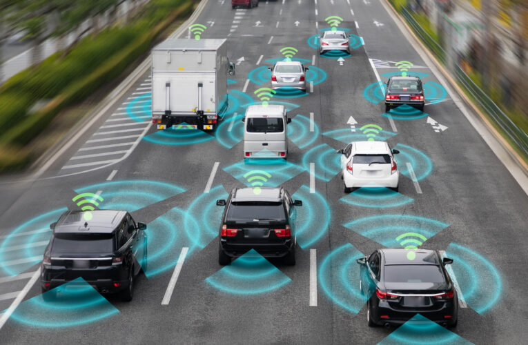 Proyecto de ley para permitir vehículos autónomos en Kentucky avanza al pleno de la Cámara