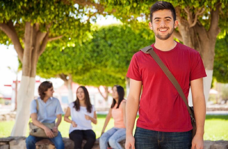 Editorial: Llega arrollando la nueva generación de kentubanos