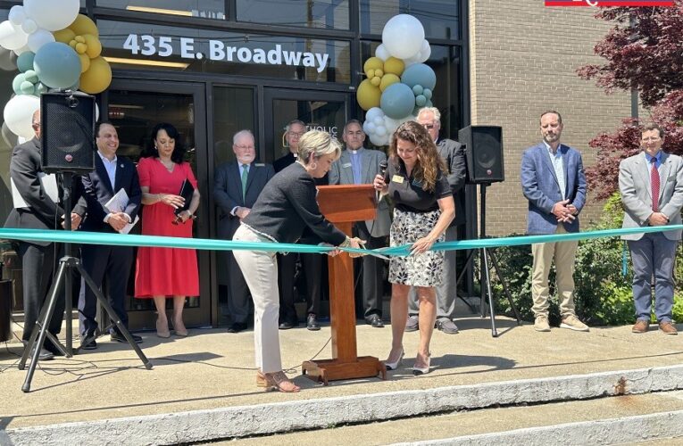 El Centro de Caridades Católicas se muda a nuevo local