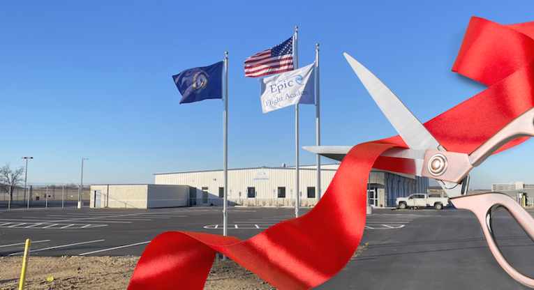 Epic Flight Academy inaugura la escuela de mecánica de aviones CVG