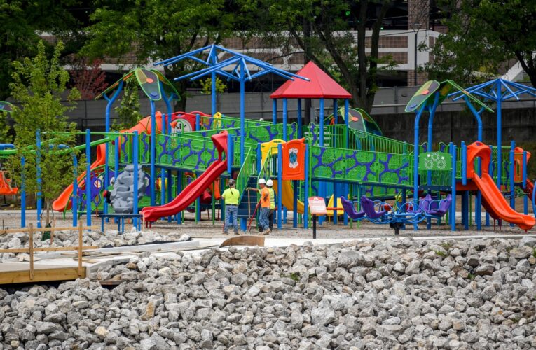 Se instalará un nuevo área de juegos accesible según la ADA en Ashland Park en Clarksville, Indiana