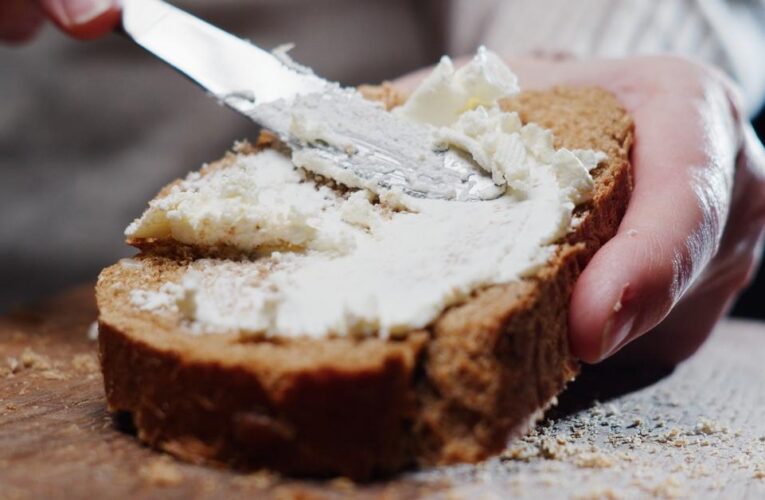 Aldi retira del mercado 4 tipos de queso crema debido a preocupaciones sobre una ‘potencial salmonella’