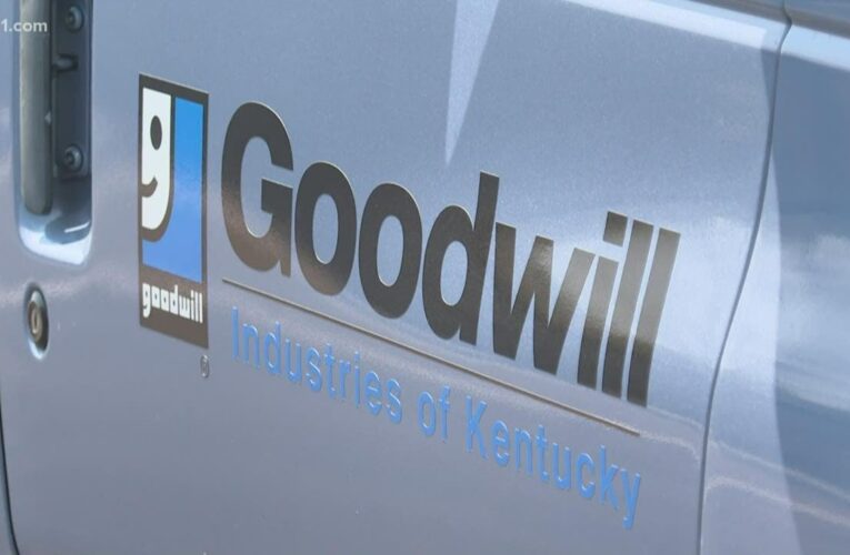 Un hombre de Louisville pasa de ser una persona sin hogar a ser gerente en 6 meses con la ayuda del programa Goodwill