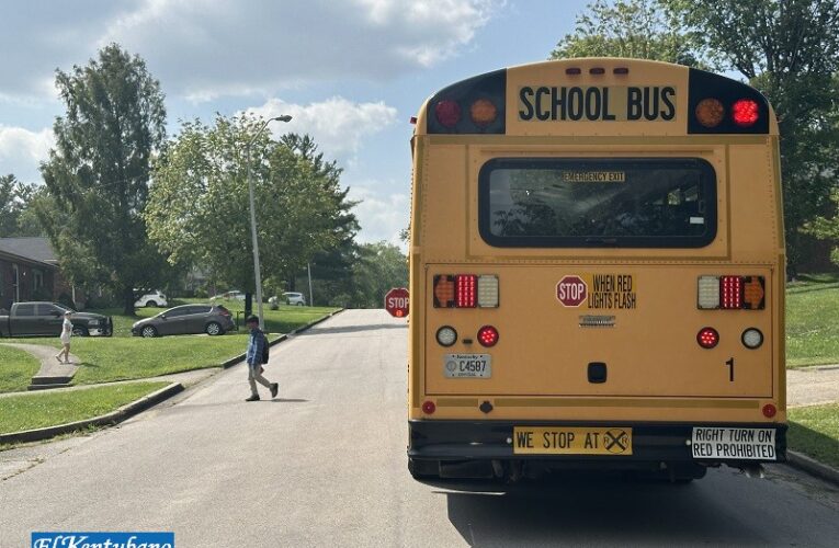 Los padres de estudiantes de JCPS pueden comenzar a inscribirse esta semana para recibir estipendios de transporte deducibles de impuestos