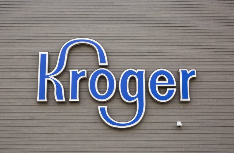 Kroger ayuda a combatir la inseguridad alimentaria en Simmons College of Kentucky con una donación de $30,000