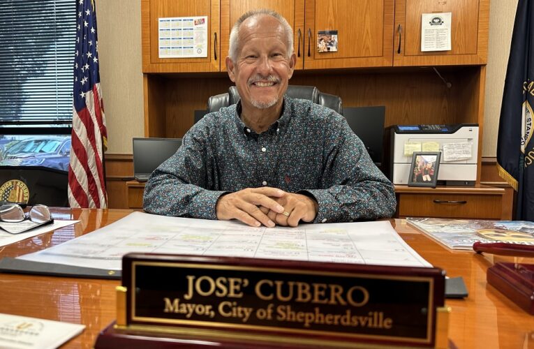 Rostros locales: José Cubero, primer alcalde de raíces hispanas en Kentucky (video)