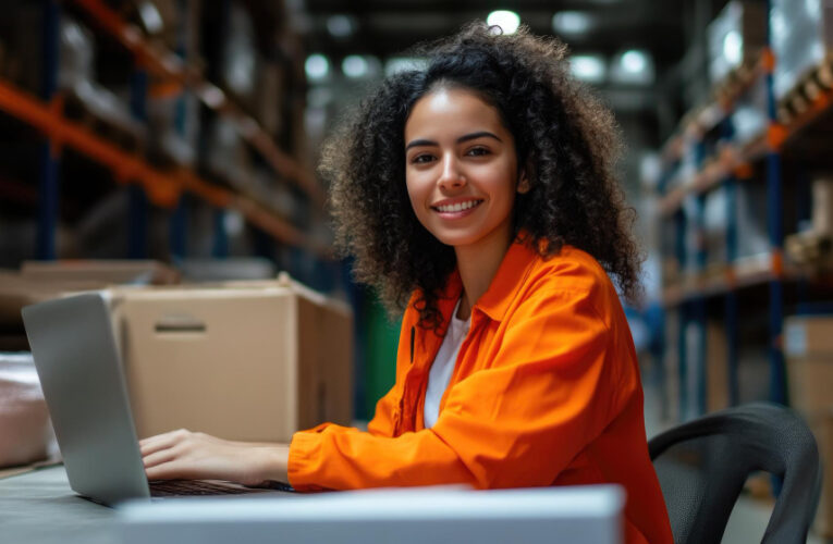 Amazon busca contratar 1.000 empleados temporales en el área de Louisville para temporada navideña