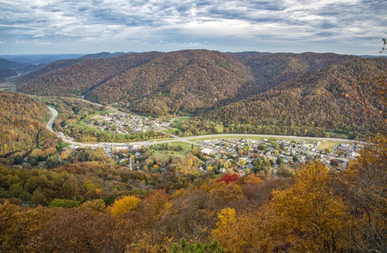 Tesoros de Kentucky: Pineville, un refugio natural en el corazón de las Montañas Apalaches