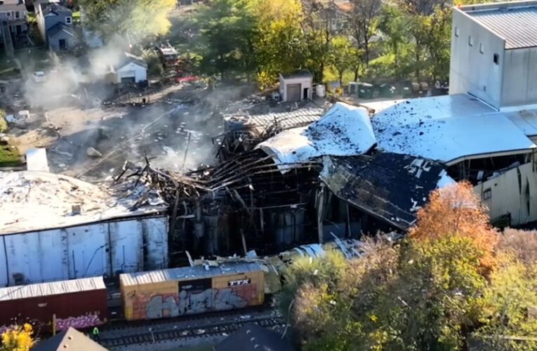 Explosión mortal en una fábrica de Louisville.