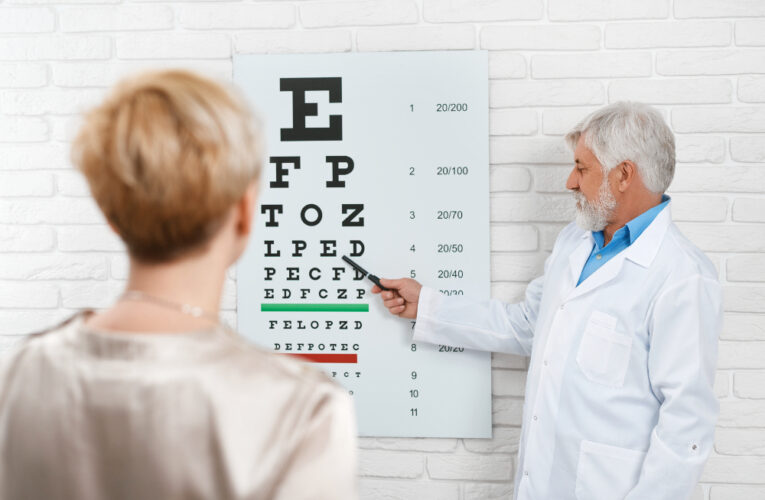 Los residentes de Kentucky deben pasar un examen de la vista para renovar sus licencias de conducir a partir del 1 de enero