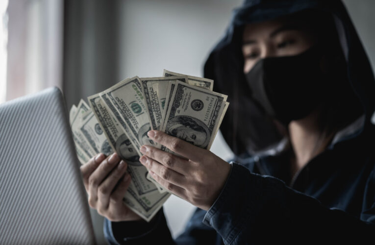 Se advierte a residentes de Kentucky sobre estafa que solicita dinero a cambio de información gratuita