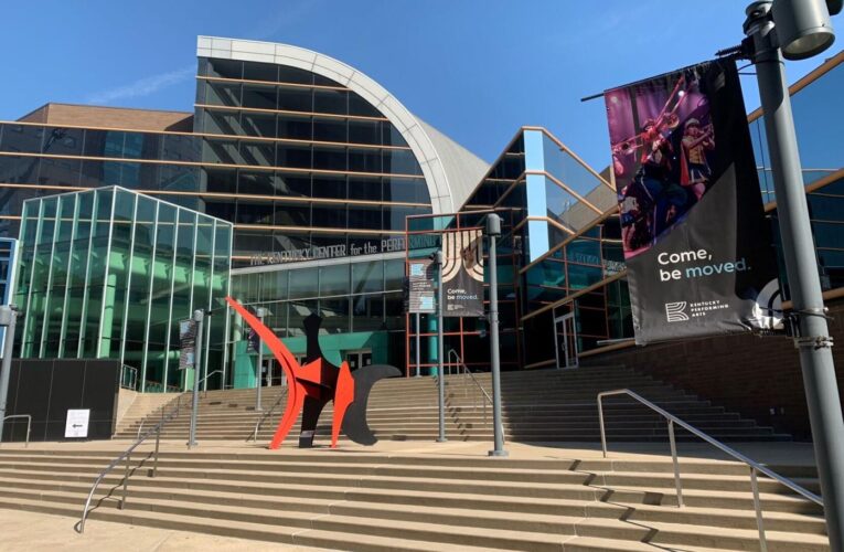 ‘Hamilton’ y ‘The Outsiders’ destacan ‘una de las temporadas más grandes’ de Broadway en Louisville