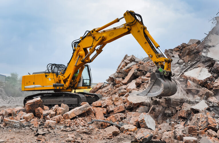 Complejo de viviendas del sur de Indiana será demolido tras devastador incendio en marzo