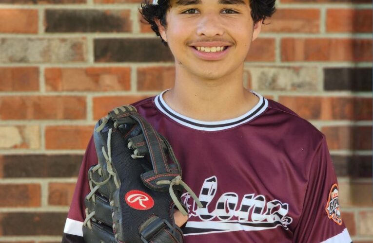 Rostros locales: Jonny González, pasión por el béisbol y sueños que no se rinden