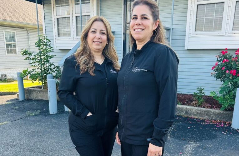 Rostros locales: Maribel y Annia, sonrisas con acento holguinero