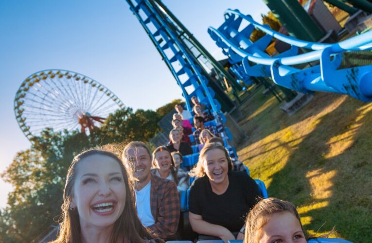 Kentucky Kingdom construye una nueva montaña rusa suspendida