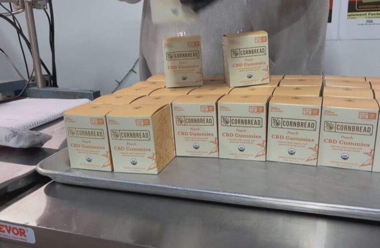 Cornbread Hemp abre instalaciones en Louisville mientras la represión federal amenaza a la industria
