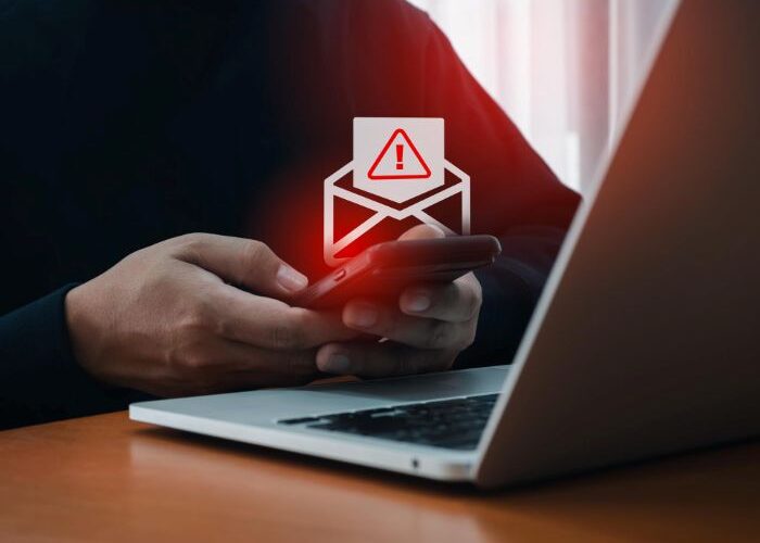 Autoridades advierten sobre nueva ola de estafas por mensajes de texto