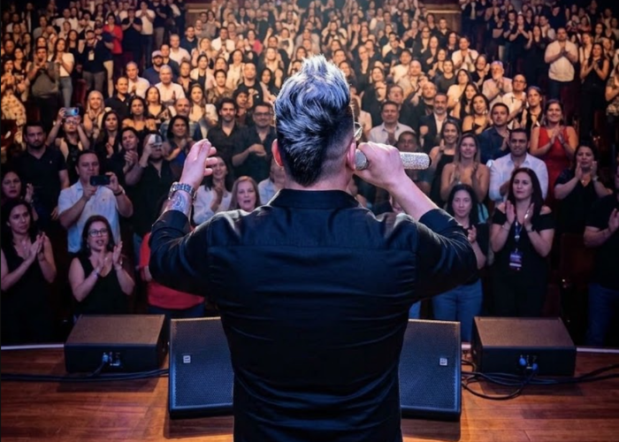 Rostros locales: Julio César Arredondo, un cantante que aprendió que el mejor escenario es la vida